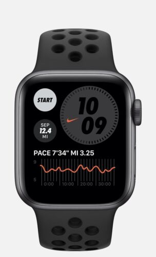 Apple Watch Nike Series 6 GPS 40 mm custodia in alluminio grigio siderale nero cinturino sportivo - Foto 1 di 4