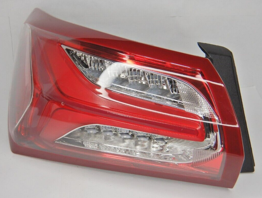 Left Driver Side Tail Light 84595944 GM2804143 for Chevy Malibu