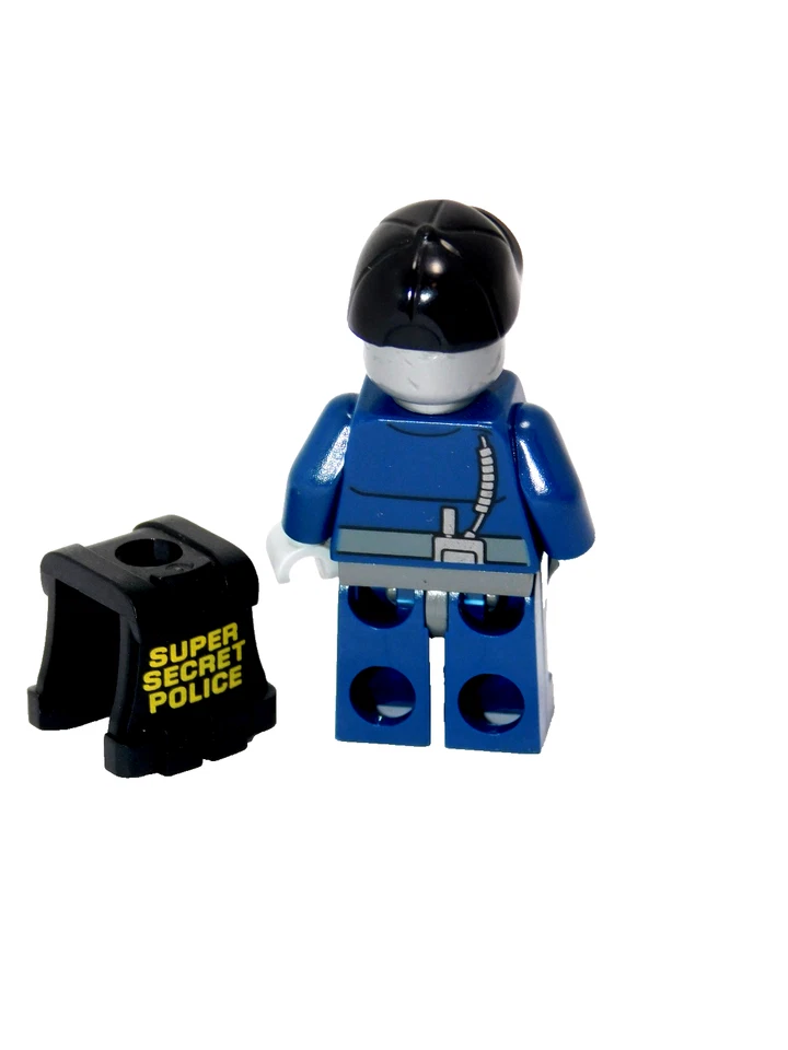 LEGO Robo SWAT with Cap & Body Armor Minifigure Batman Car Chase Police (70819) - Image 4 of 4