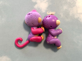 Fingerlings 7 Baby Monkey & 2 unicorn lot different WowWee used
