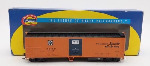 Frigorífico Athearn 7554 escala HO Santa Fe ATSF 50' lados lisos #2103 LN/caja | Zustand: Used