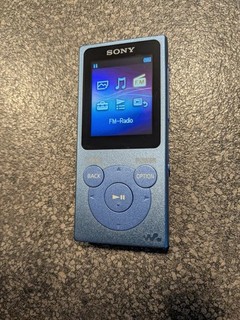 Sony Walkman NW E394 8GB blau