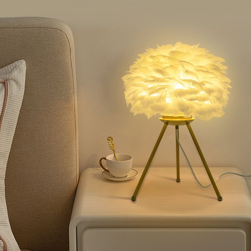 Feather Table Lamp Night Light Modern Romantic Decoration Bedside Lamp Bedroom
