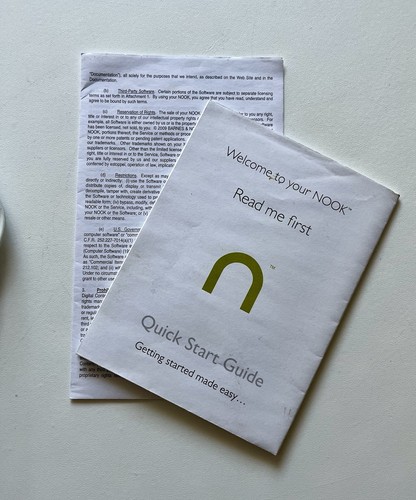 Barnes & Noble Nook 1st Edition 2GB, 6in - White/Gray - Picture 4 of 5