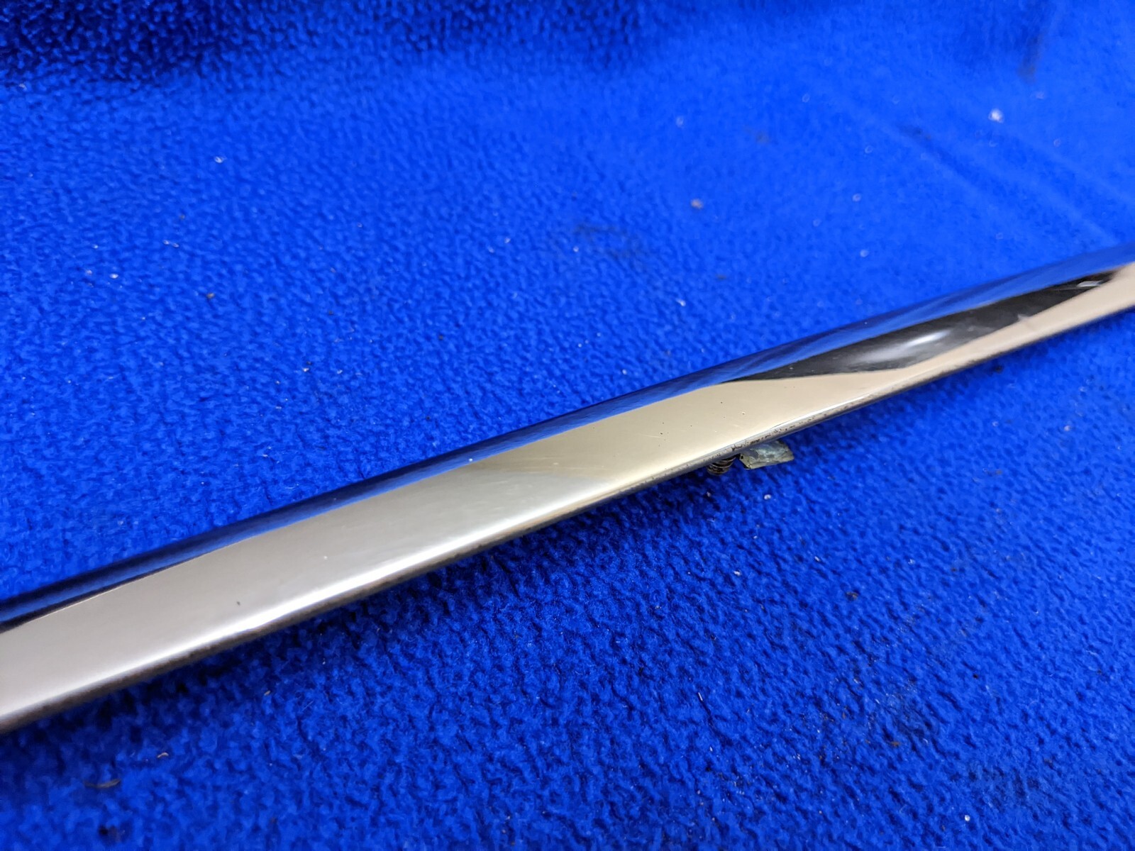 rear right passenger Bentley CONTINENTAL FLYING SPUR bumper chrome strip trim