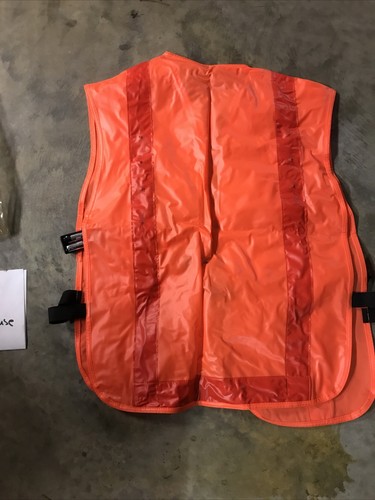 Orange Safety Vest WORKS WITH 2 AA BATTERIES LIGHTS ON OFF SWITCH NWOB - Picture 5 of 12