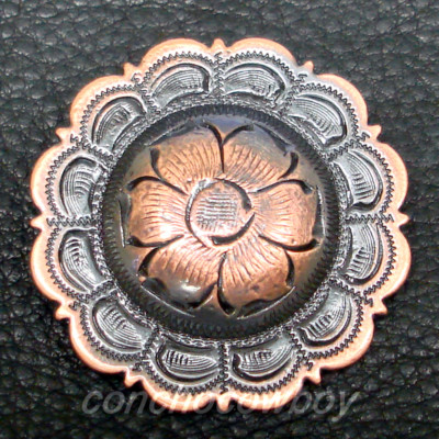 WESTERN SADDLE HEADSTAL HORSE TACK COPPER ENGRAVED FLOWER CONCHO screw back
