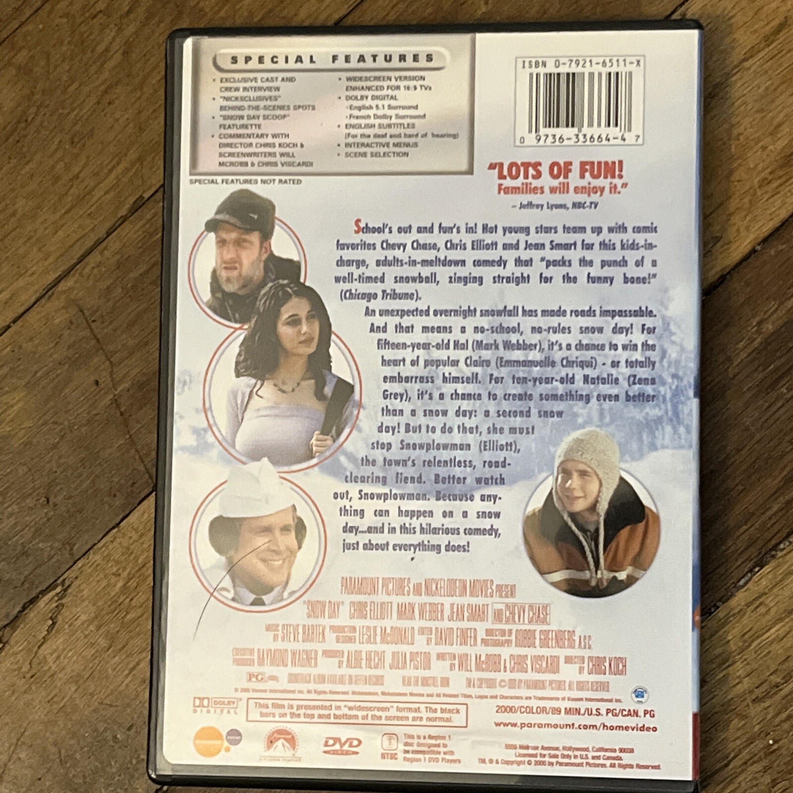 DVD SNOW DAY STARS CHEVY CHASE AND CHRIST ELLIOTT SPECIAL FEATURES