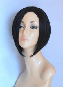 Perruque courte BRUNE carré plongeant frange de côté + filet top qualité |  eBay