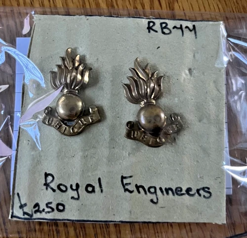 WW1 Royal Engineers Collar Badges, Lugs, Genuine Pair.