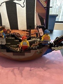 Vintage Lego 6268 Pirates ship Renegade Runner Complete Box Insert Inst