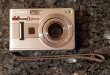 Vintage 2004 Casio Exilim EX-Z50 Silver 5MP Digital Camera - 3x Optical Zoom