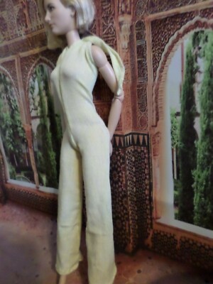 Barbie / Integrity (fits curvy Barbie too)1/6 scale -Yellow JUMPSUIT-NEW!