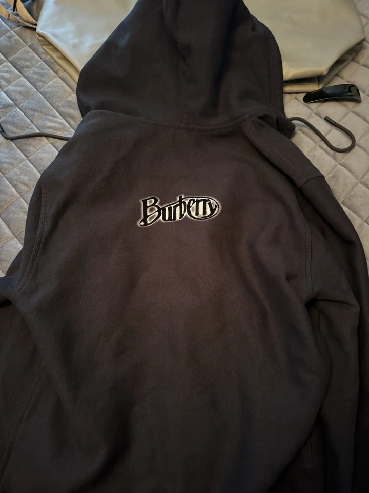 Burberry zip hoodie black oversized - Image 2 of 4