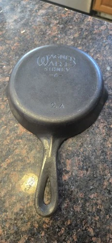 NR Seasoned Wagner Ware Sidney Cast Iron 2A Skillet no spin no wobble