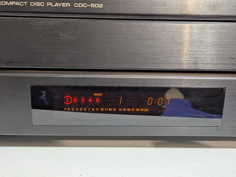 Reproductor de CD de disco compacto Yamaha CDC-502 con control remoto y manual *SOLO REPUESTOS o REPARACIÓN* Foto 3 de 4