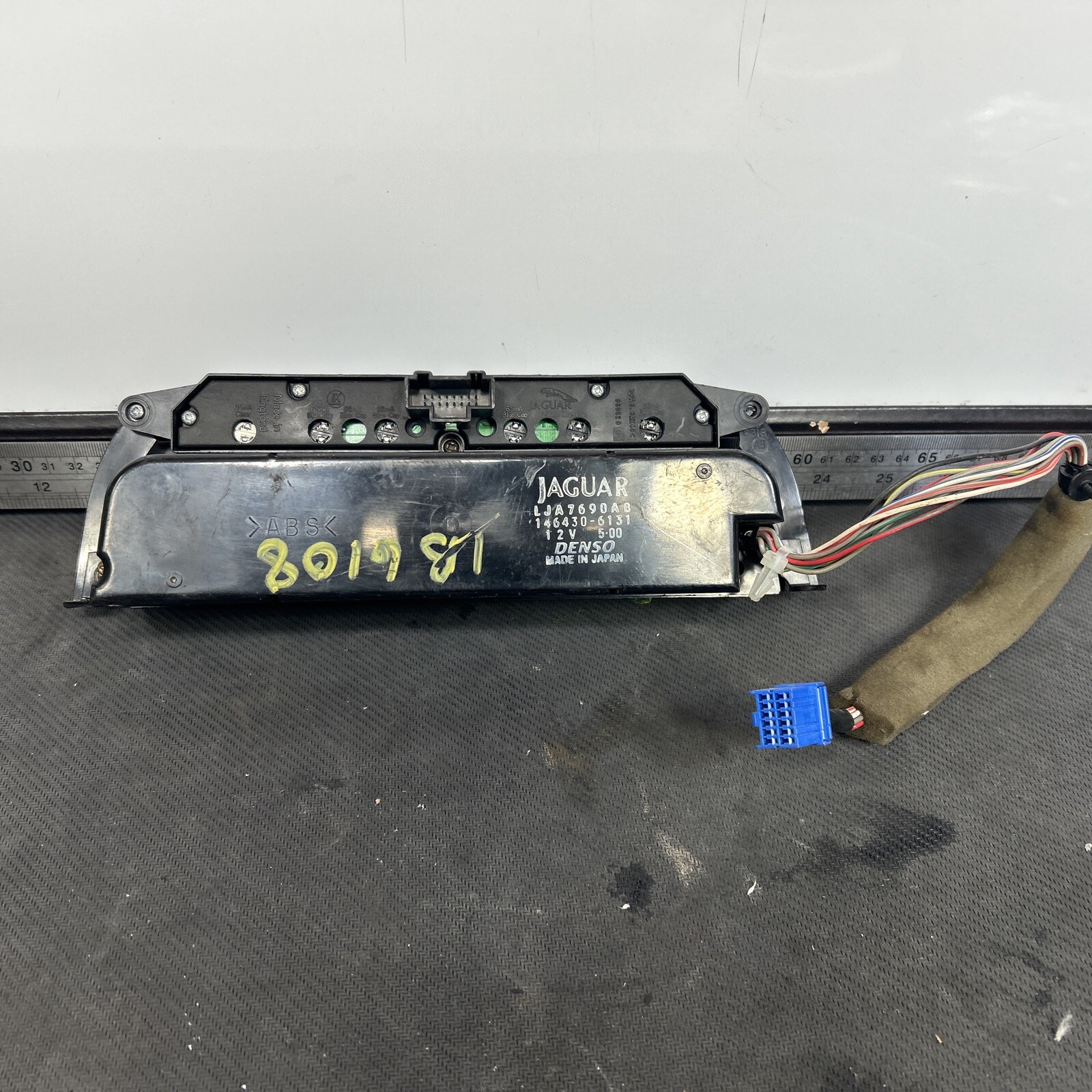Aston Martin Vanquish Jaguar XK Heater Control Panel Air Con Heated Front Screen