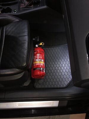 Škoda Octavia RS Scout mk3 F4 Fertigung Feuerlöscher Halterung Halterung