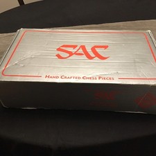 Studio Anne Carlton, COMPLETE SET Hand Crafted Chess Pieces Alice in Wonderland 