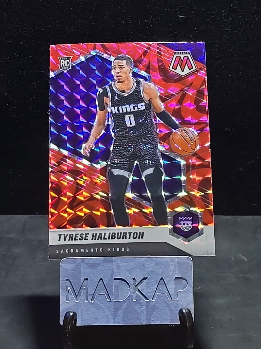 2020-21 Panini Mosaic - Rookie Tyrese Haliburton #204 Reactive Red Prizm (RC)