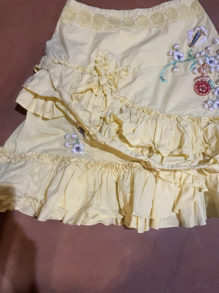 Lithe~Falda Amarilla con Volantes~Talla 6 Algodón Detallado Seda Bordado Crochet India Foto 4 de 4