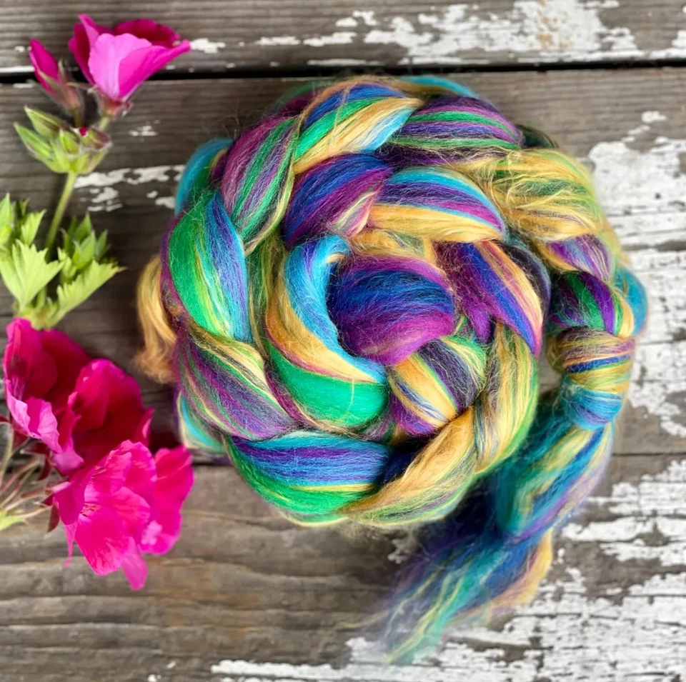 HARLEQUIN - Merino Mulberry Silk Blend Combed Top Wool Roving 4 oz - Image 2 of 4