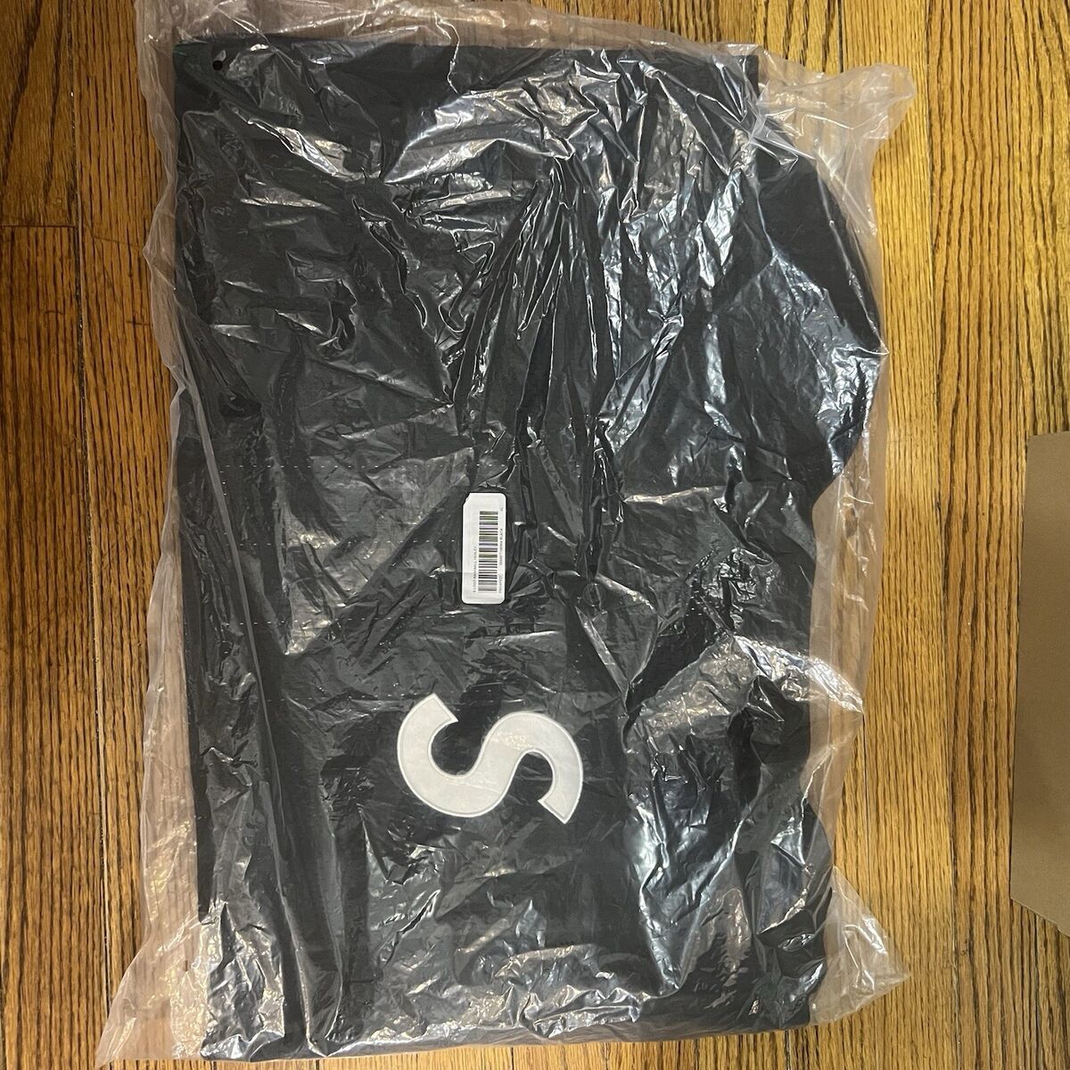 IN-HAND Supreme S Logo Baseball Jersey Henley Black Size: XL IN-HAND Supreme S Logo Baseball Jersey Henley Black Size: XL