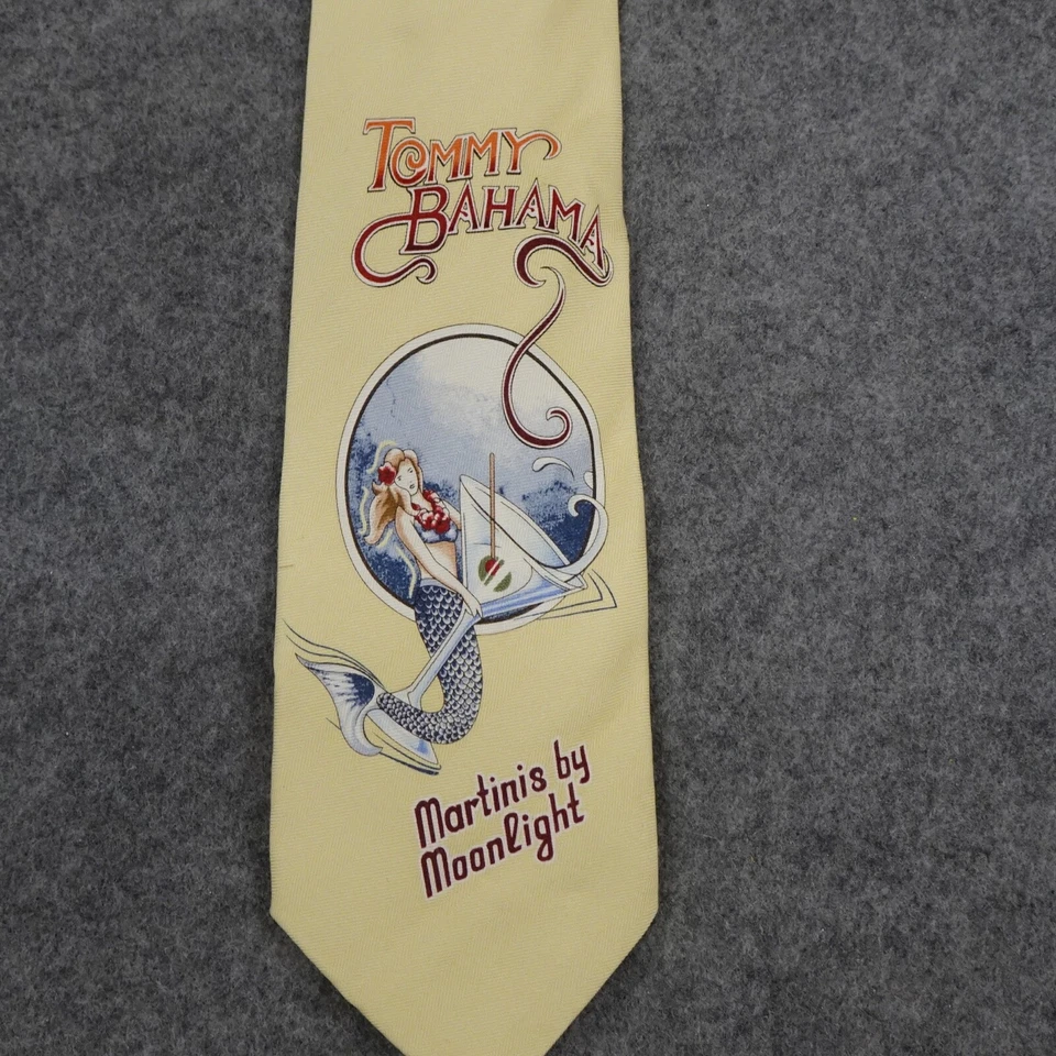 Tommy Bahama Tie Mens Silk Red Yellow Classic White Martinis Moonlight Mermaid Foto 4 de 4