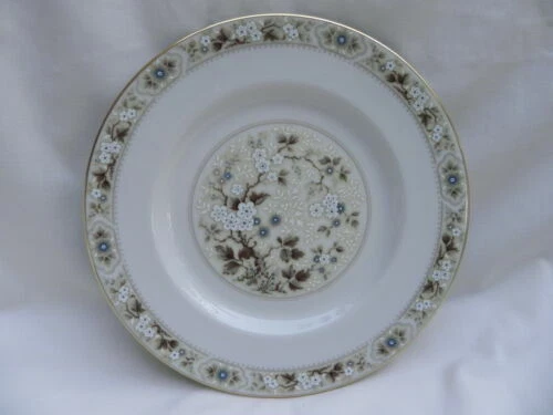 Royal Doulton Pottery, Ceramics & Glass