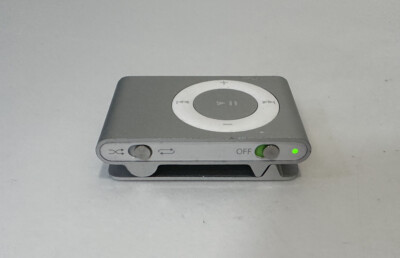 iPod シャッフル Apple iPod shuffle 2nd Generation Silver (1 GB) w/ Box