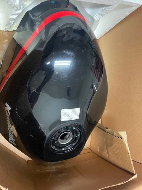 Kawasaki ZX10 ZX 10 B Fuel Tank 1989 | eBay