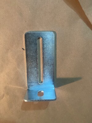 25 pcs B-BRACKET-SMALL ZINC PLATED PART# L bracket 4  - 1 1/2  slotted hole