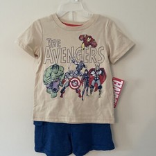 Marvel's Avengers Toddler 2PC Set Top And Shorts NWT - Size 2T