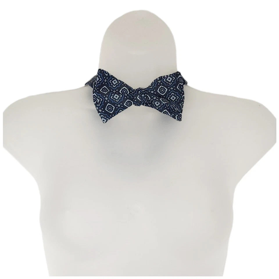 Lazo autoatado ajustable de 16" - 21" con diseño estampado geométrico para hombre de 2,75" x 4,75" Foto 2 de 4