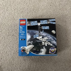 LEGO 7467 International Space Station Discovery Building Set Retired Sealed Set