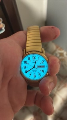 Timex Indiglo Easy Read White Dial Gold Tone Stretch Band New Battery 