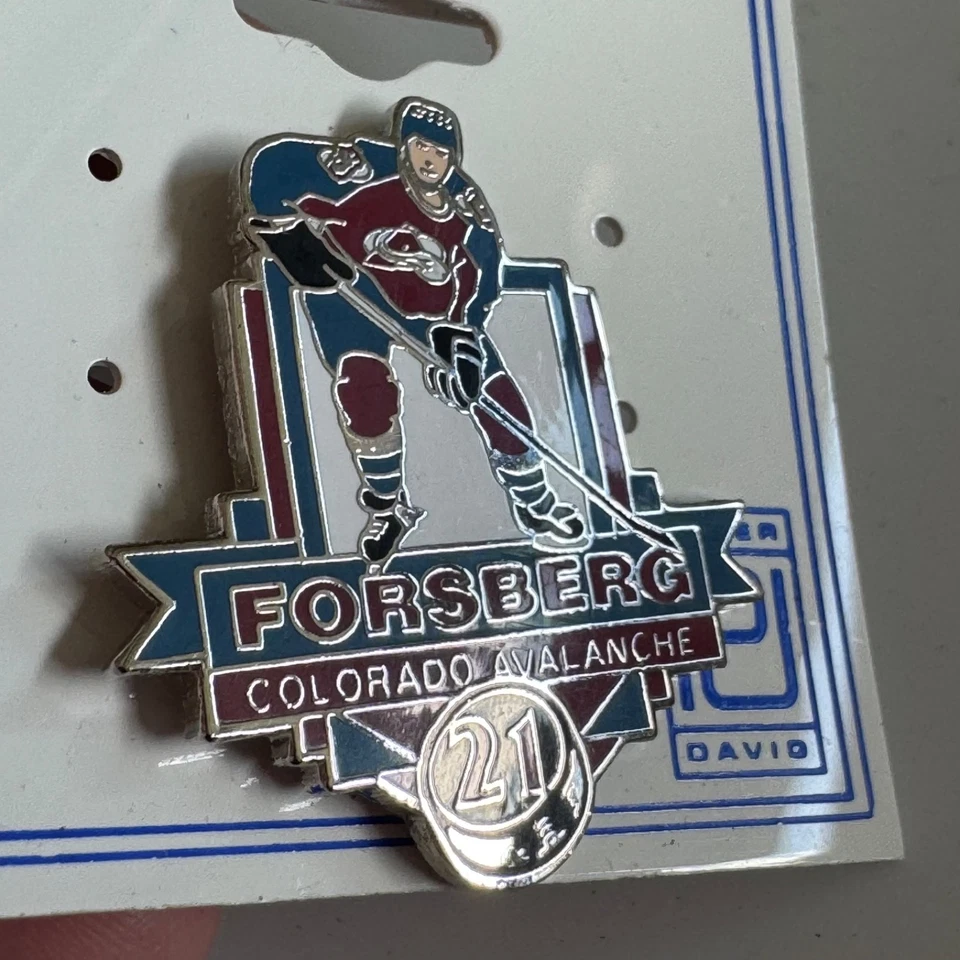 Vintage Colorado Avalanche Peter Forsberg 21 Player Enamel Lapel Pin on Card - Image 2 of 4