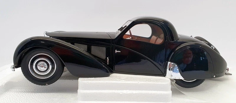 Matrix 1/18 Scale Resin MXL0205-032 - 1973 Bugatti T57SC Atlante Black - Image 2 of 4