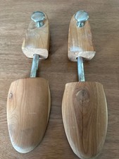 Johnston & Murphy Cedar Shoe Trees Pair,Metal Handle Size M (8w-10m) Used