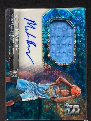 2016-17 Panini Spectra RC Jersey Auto /99 Malik Beasley #121 Auto Disco Prizm