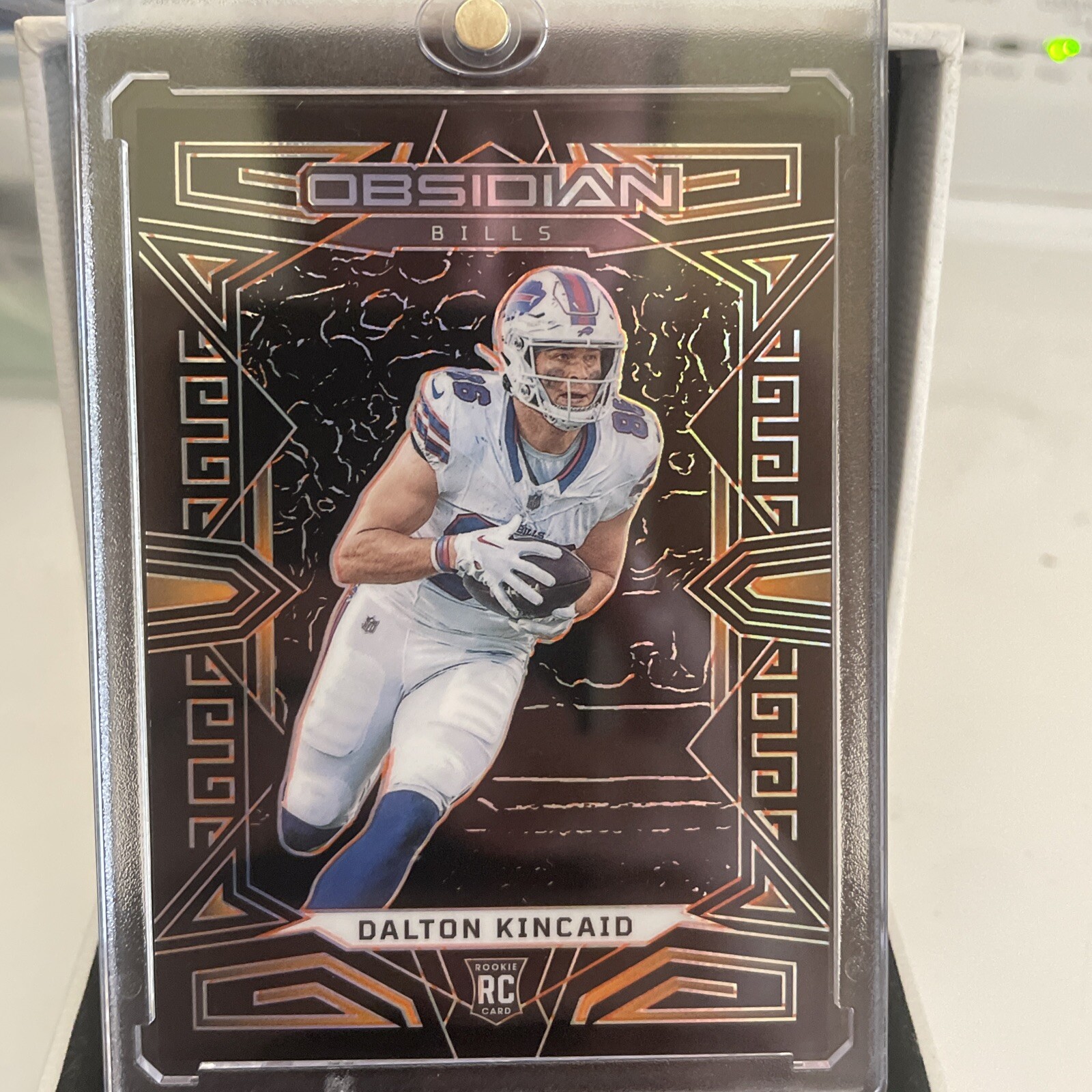 2023 Panini Obsidian - Orange Electric Etch #108 Dalton Kincaid /49 (RC) 12/49