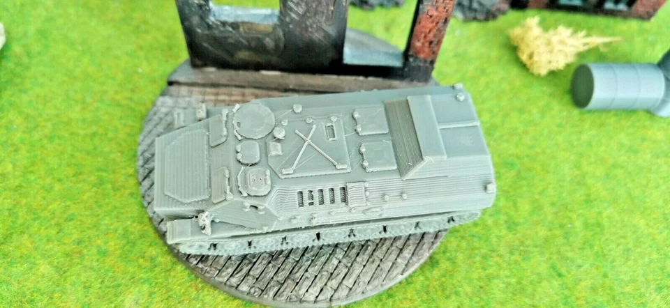 Mt-Lb Ambulanza Gleisketten Auto DDR Sovietico Modello Kit 1:87 1:72 - Immagine 4 di 4