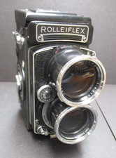 Rolleiflex Tele camera Type 1  Sonnar 4/135mm clean  operating. Glass issue