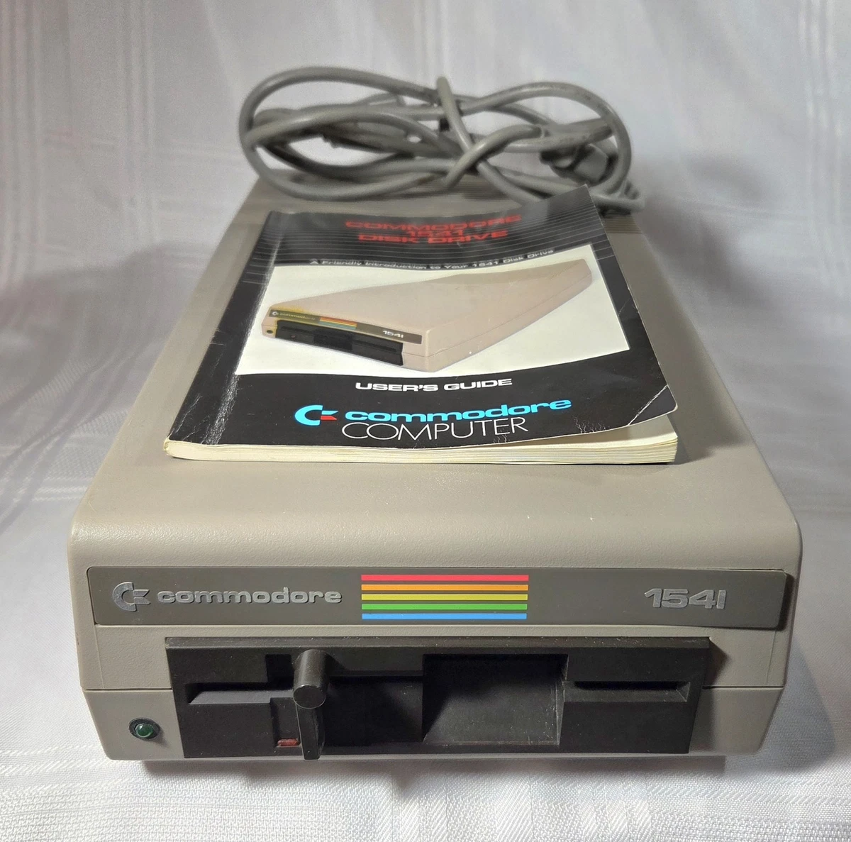 Commodore 5インチFDD フロッピーディスク・ドライブ Model 1541