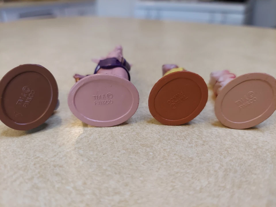 Lote de 4 mini figuras vintage de Beatrix Potter Peter Rabbit juguetes para adornos de pasteles Foto 4 de 4