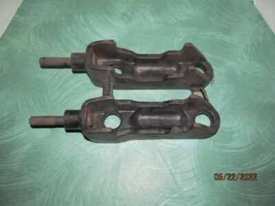 Ford E9HZ5796A bottom plate cap X's to 1622378C91 & E790-50