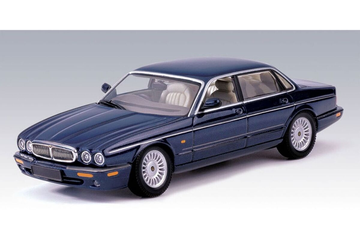 AUTO ART AUTOART 1/43 DIECAST 1997-2003 JAGUAR XJ-8 XJ8 AUTO ART AUTOART 1/43 DIECAST 1997-2003 JAGUAR XJ-8 XJ8
