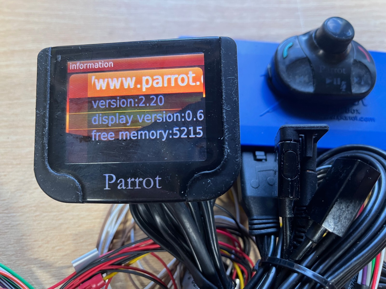 Music Streaming Parrot MKi9200 Bluetooth Hands Free Car Kit with LCD