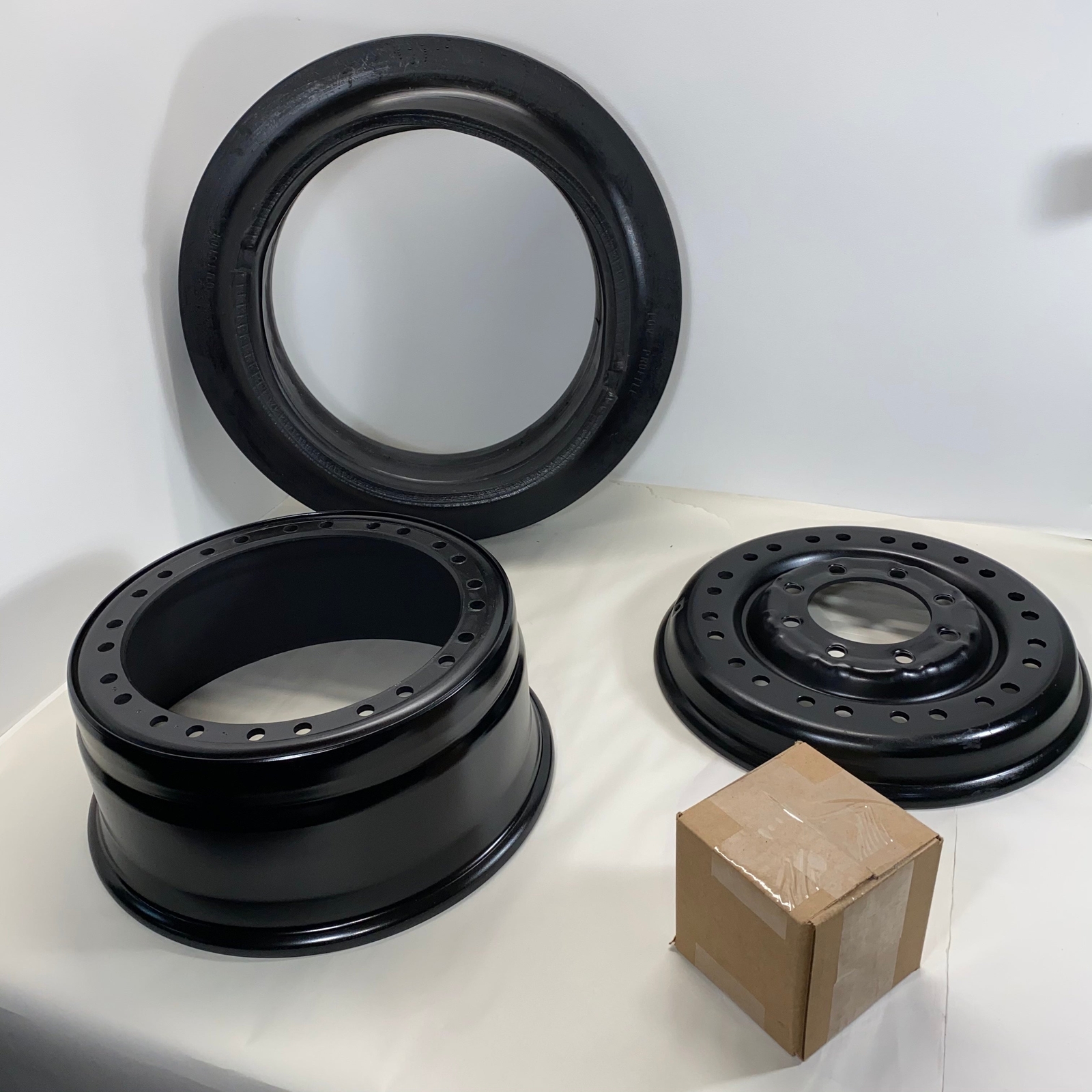 Wheel Kit, 24 bolt 4540# (12518557 -No Tire)[Int-R/F 