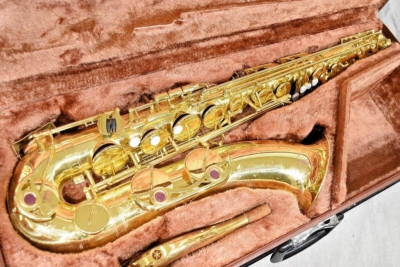 Yamaha YTS-32ゴールドラッカー サックス Yamaha YTS-32 Tenor Sax Saxophone Gold Lacquered From Japan